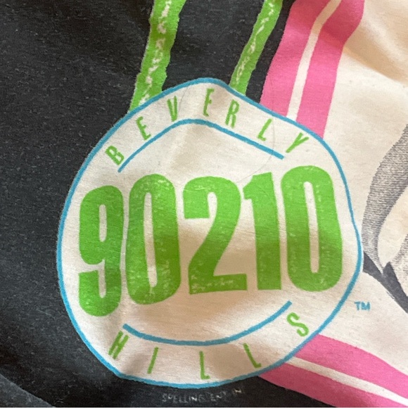 Beverly Hills 90210 Comforter and Pillowcase Set - Picture 13 of 16